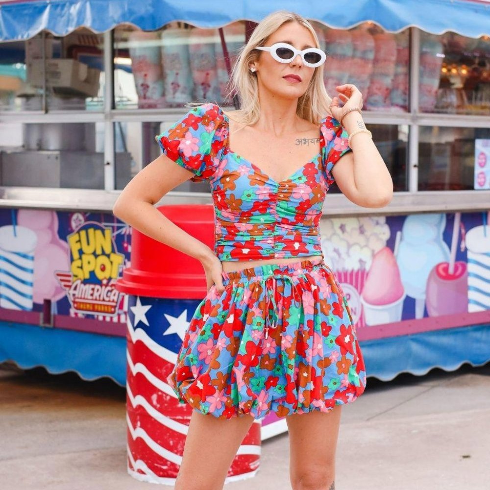 CALIFORNIA DREAMIN'‎ SKIRT